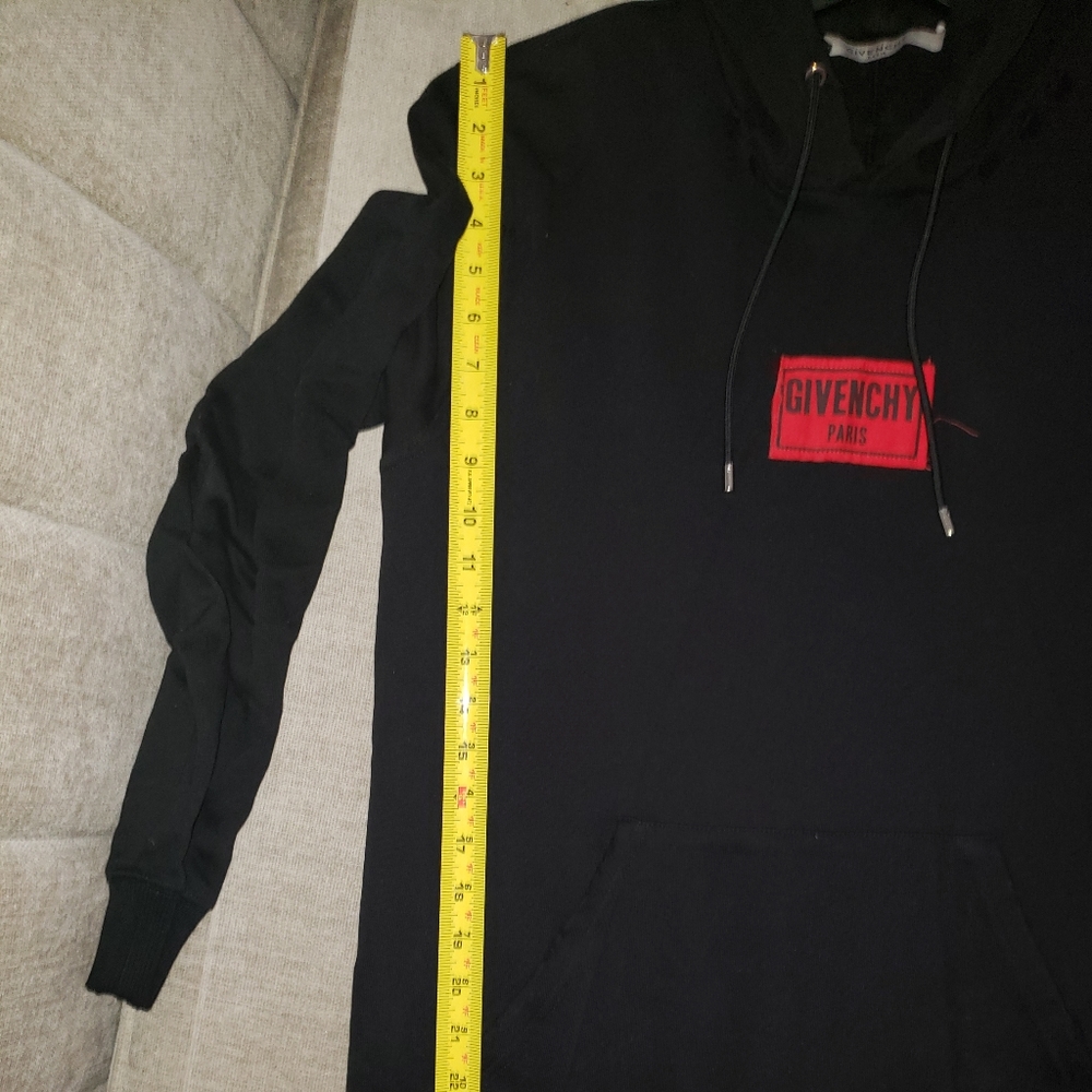 Givenchy Box Patch Logo - image 7